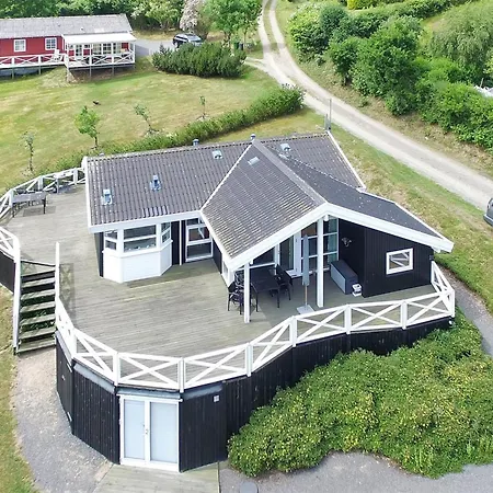 Feriehus Tjelle - 300m From The Sea By Interhome *