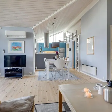 Tjelle - 300m From The Sea By Interhome Feriehus Allinge-Sandvig