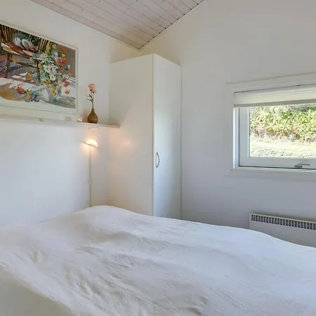 Tjelle - 300m From The Sea By Interhome Feriehus Allinge-Sandvig